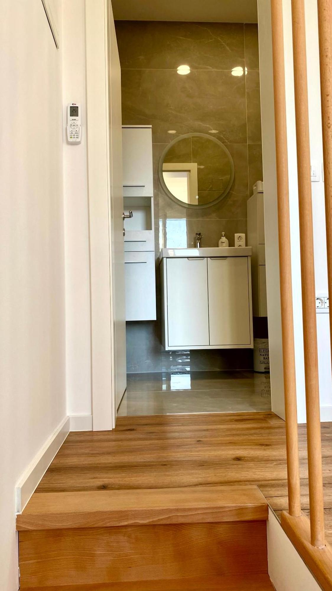Little Plaza Duplex Apartment ลูบลิยานา ภายนอก รูปภาพ